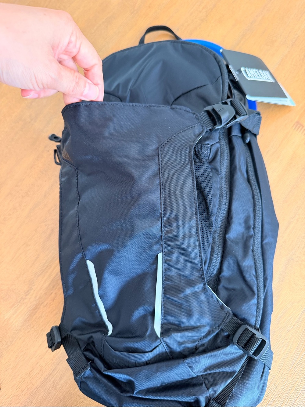 CamelBak M.U.L.E. Black Compact Hydration Sling Backpack